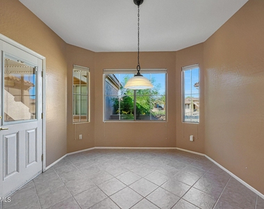 16563 W Isleta Court - Photo Thumbnail 15