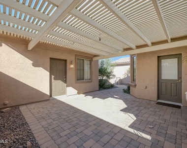 16563 W Isleta Court - Photo Thumbnail 6