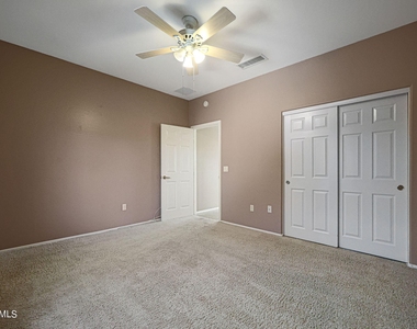 16563 W Isleta Court - Photo Thumbnail 20