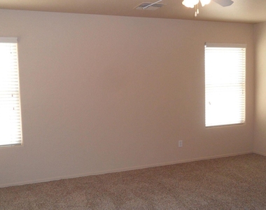 16377 W Cottonwood Street - Photo Thumbnail 9