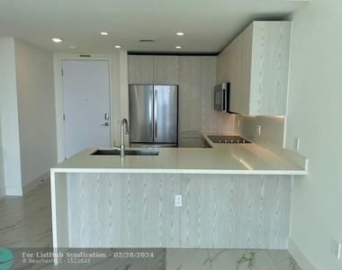 2000 Metropica Way - Photo Thumbnail 2