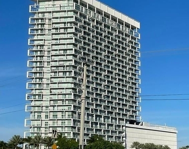 2000 Metropica Way - Photo Thumbnail 0