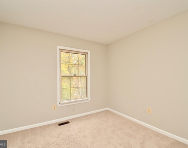 6318 Millwood Circle - Photo Thumbnail 22