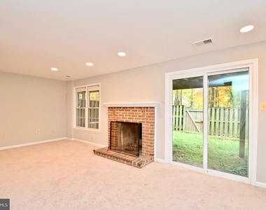 6318 Millwood Circle - Photo Thumbnail 28