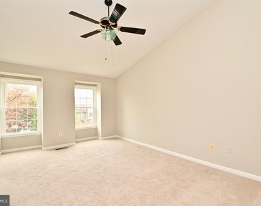 6318 Millwood Circle - Photo Thumbnail 15