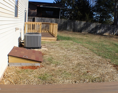 3001 Newbern Drive - Photo Thumbnail 28