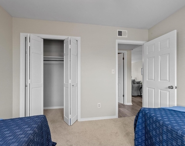 2381 Sugartree Ct - Photo Thumbnail 32