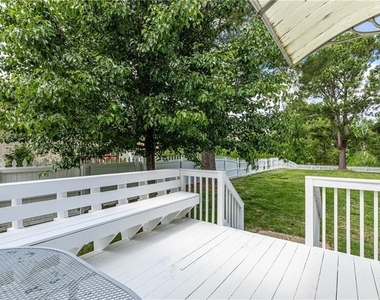 2528 Tree Garden Way - Photo Thumbnail 2