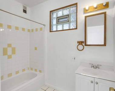 1539 W Haddon Avenue - Photo Thumbnail 11