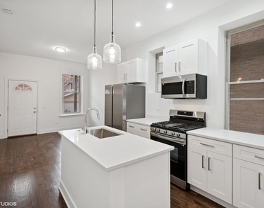 1114 N Wolcott Avenue - Photo Thumbnail 1