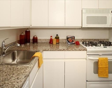 420 East 54th Street, Unit 2015 - Photo Thumbnail 1