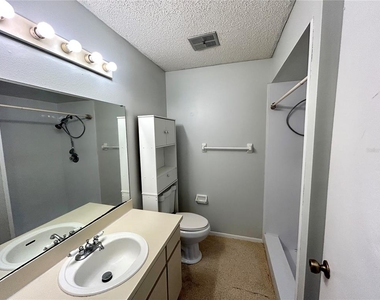 3358 Peterborough Place - Photo Thumbnail 12