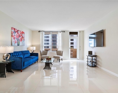 10185 Collins Ave - Photo Thumbnail 1