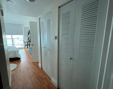 2101 Brickell Ave - Photo Thumbnail 35