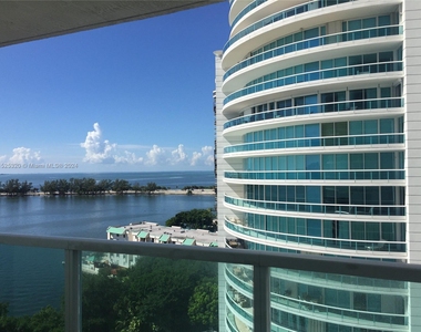 2101 Brickell Ave - Photo Thumbnail 4