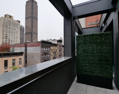 336 East 82nd Street - Photo Thumbnail 9