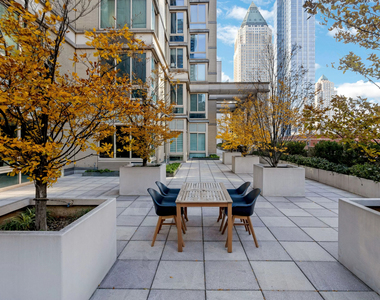 260 West 54th Street - Photo Thumbnail 5