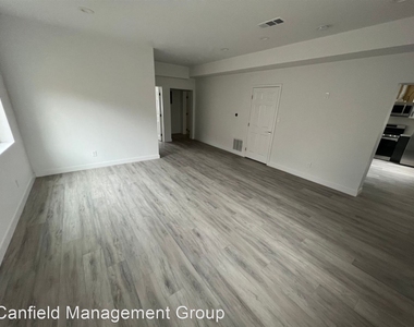 608 W Hillcrest Blvd Apt. 608 1/4 - Photo Thumbnail 16