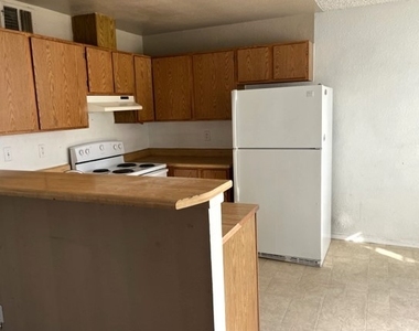 4240 E Tonopah Avenue - Photo Thumbnail 5