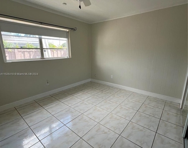 12320 Sw 191st Ter - Photo Thumbnail 12