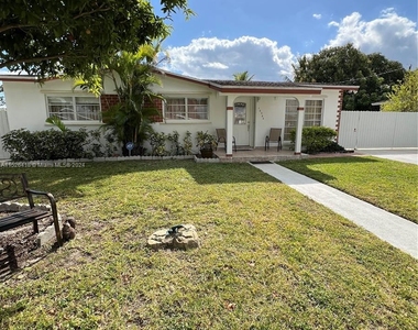 12320 Sw 191st Ter - Photo Thumbnail 2