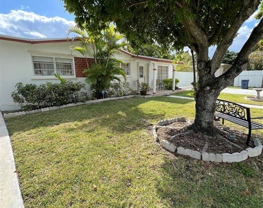 12320 Sw 191st Ter - Photo Thumbnail 0