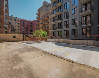 375 Lefferts Avenue - Photo Thumbnail 16