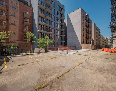 375 Lefferts Avenue - Photo Thumbnail 17