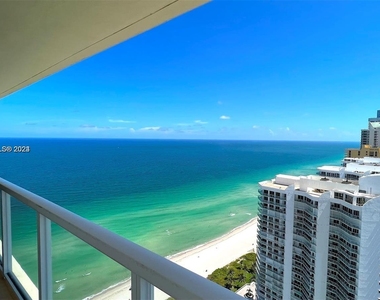 16699 Collins Ave - Photo Thumbnail 3