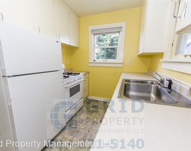 7306 N Fiske Ave - Photo Thumbnail 11