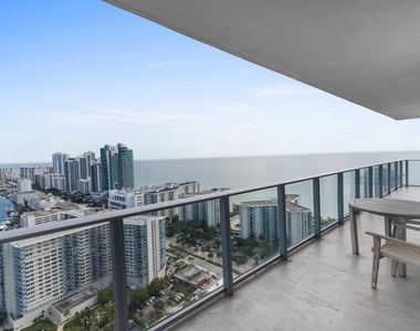 4010 S Ocean Drive - Photo Thumbnail 30