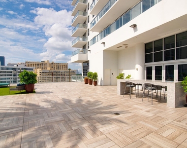 4010 S Ocean Drive - Photo Thumbnail 34