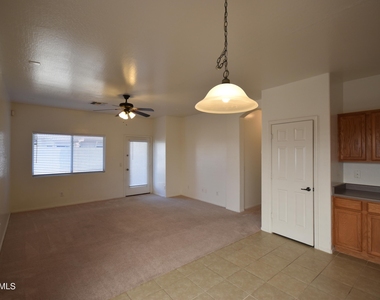 11633 W Jackson Street - Photo Thumbnail 19