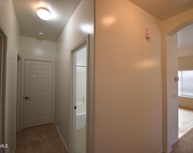 11633 W Jackson Street - Photo Thumbnail 33