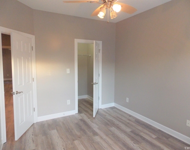 4019 Baileyfield Drive - Photo Thumbnail 25