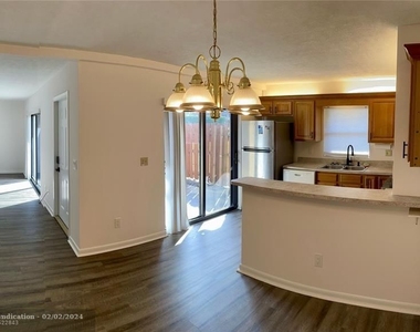 1440 N Lawnwood Cir, Unit 17a - Photo Thumbnail 44