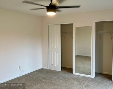 1440 N Lawnwood Cir, Unit 17a - Photo Thumbnail 13