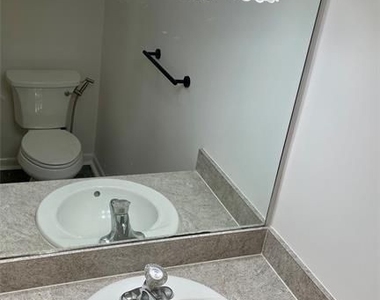 1440 N Lawnwood Cir, Unit 17a - Photo Thumbnail 11