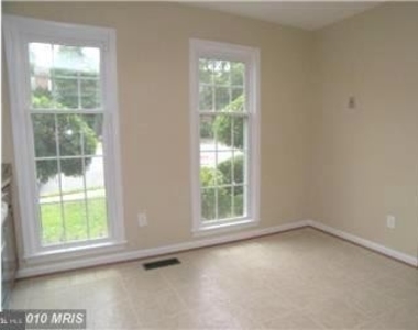 6650 Midhill Place - Photo Thumbnail 4