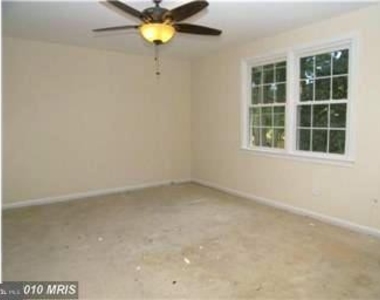 6650 Midhill Place - Photo Thumbnail 11