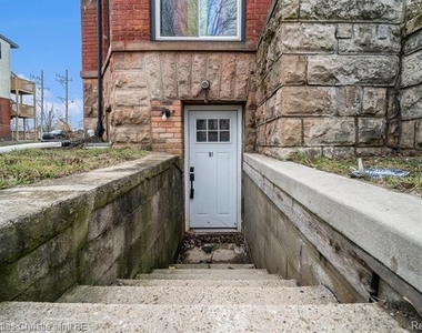 3143 Trumbull Street - Photo Thumbnail 13