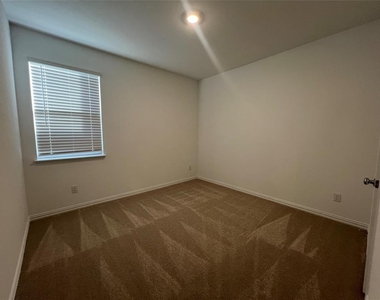 1216 Flameleaf Drive - Photo Thumbnail 24