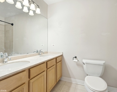 5111 N Kenmore Avenue - Photo Thumbnail 8