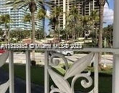 9920 Collins Ave - Photo Thumbnail 4