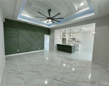 3421 Silver Nugget Drive - Photo Thumbnail 2