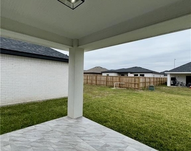 3421 Silver Nugget Drive - Photo Thumbnail 10