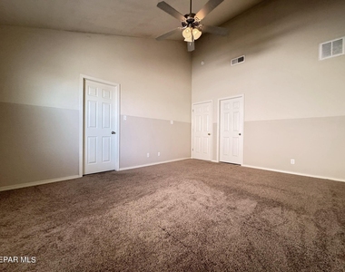 3813 Loma Dante - Photo Thumbnail 28