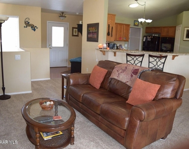 1513 Spruce Canyon Drive - Photo Thumbnail 2