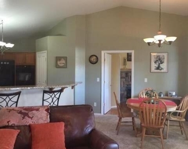 1513 Spruce Canyon Drive - Photo Thumbnail 5