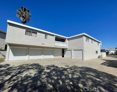 7812 Shaffer Circle - Photo Thumbnail 1